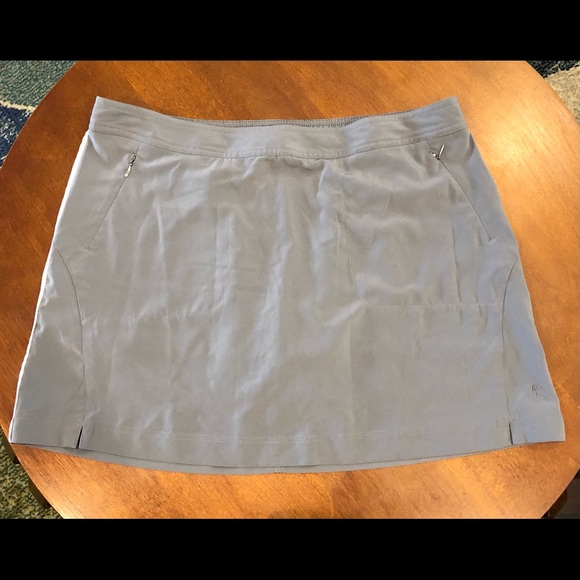 Danskin Now Pants - Danskin Now gray Skort - size 12/14